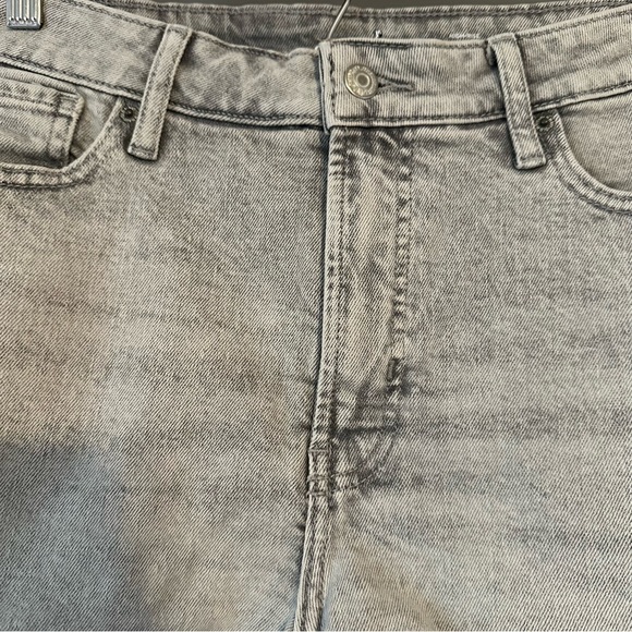 Old Navy Shorts Womens 14 OG Straight high Rise Secret Smooth Pockets - Picture 4 of 10